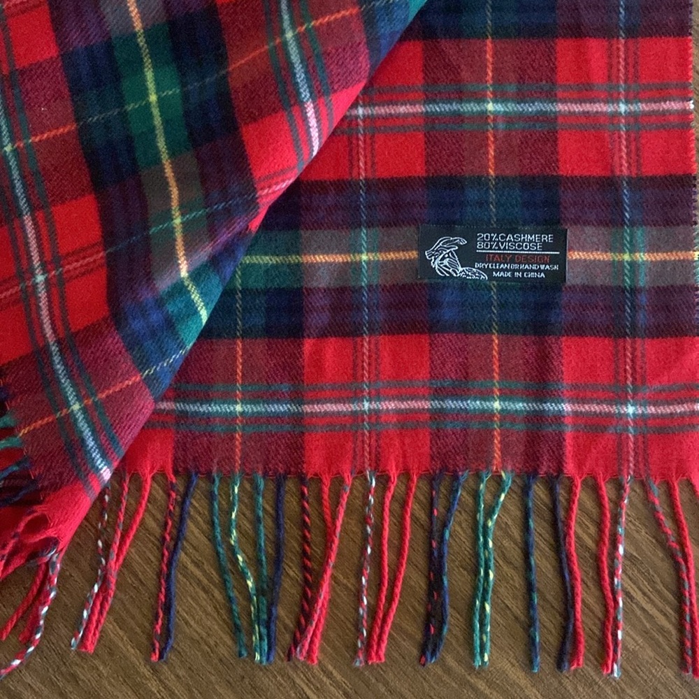 ITALY DESIGN CASHMERE BLEND SCARF